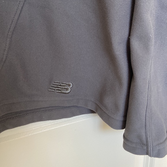 New Balance Quarter Zip Pullover Large - Picture 5 of 6